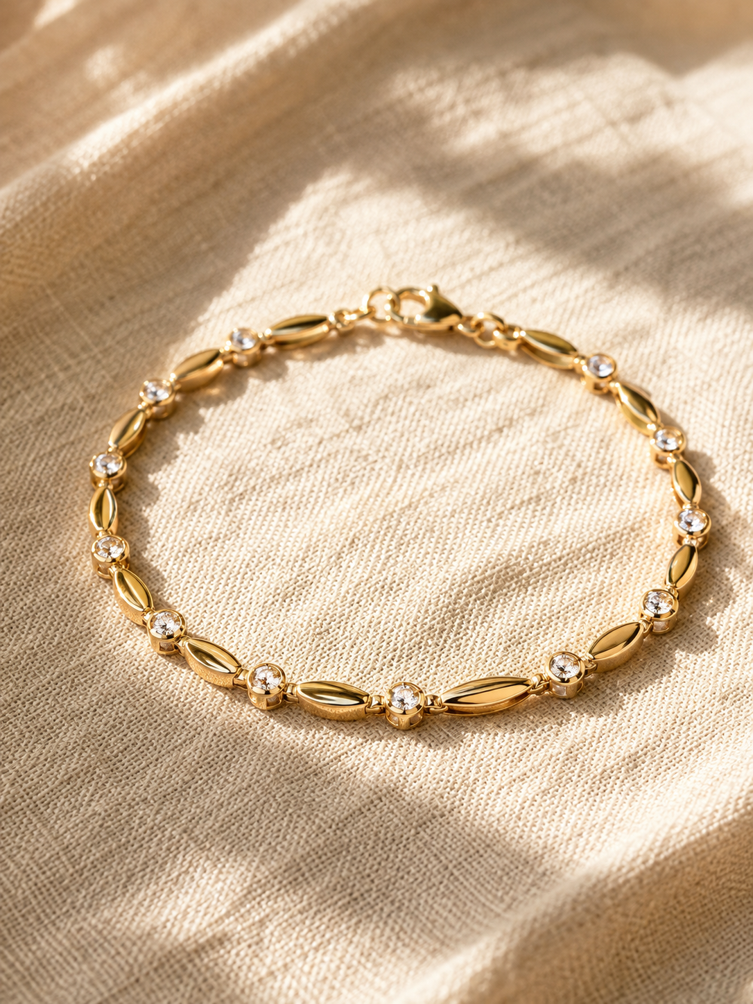 Diamond-set bracelet — solid gold