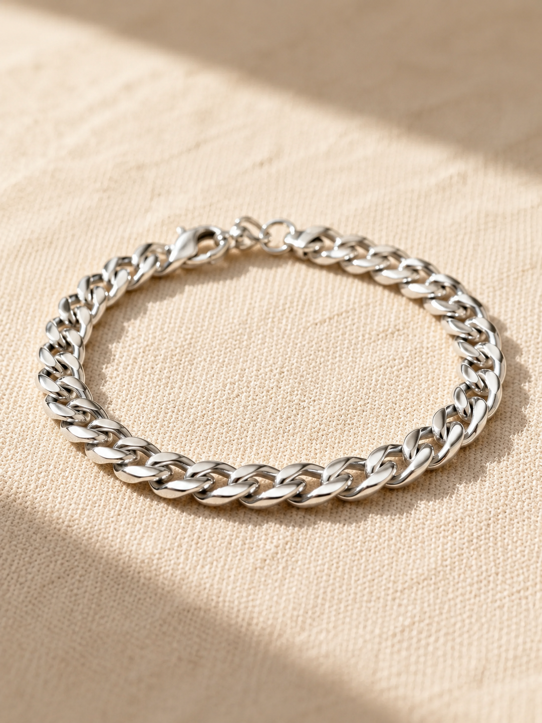 Curb chain bracelet — polished sterling silver